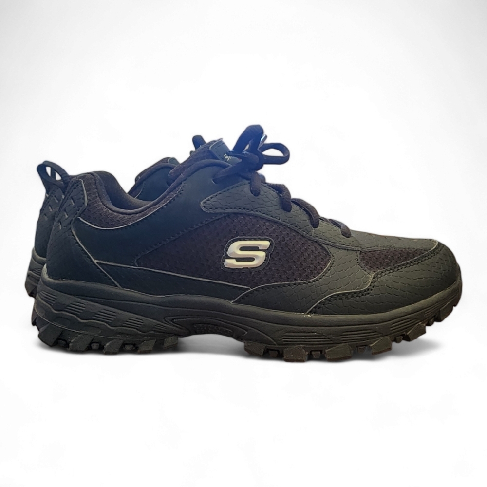 Sketchers memory foam black sneaker work sole size 7.5 lace up EUC